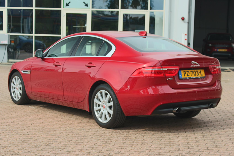 Jaguar XE 2.0 Prestige AWD LET OP 4x4 250PK, 1e eig. door „D — photo 5