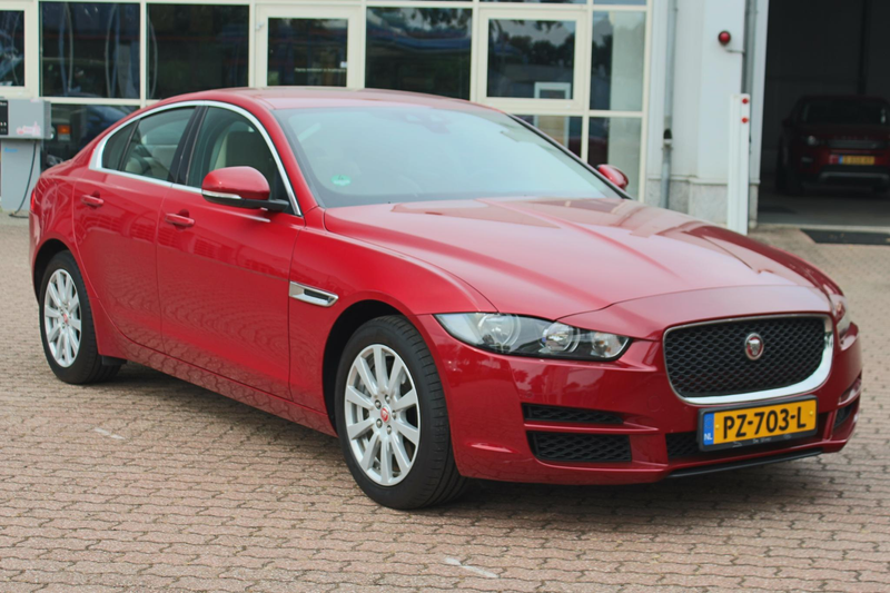 Jaguar XE 2.0 Prestige AWD LET OP 4x4 250PK, 1e eig. door „D — photo 8