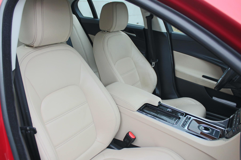 Jaguar XE 2.0 Prestige AWD LET OP 4x4 250PK, 1e eig. door „D — photo 29