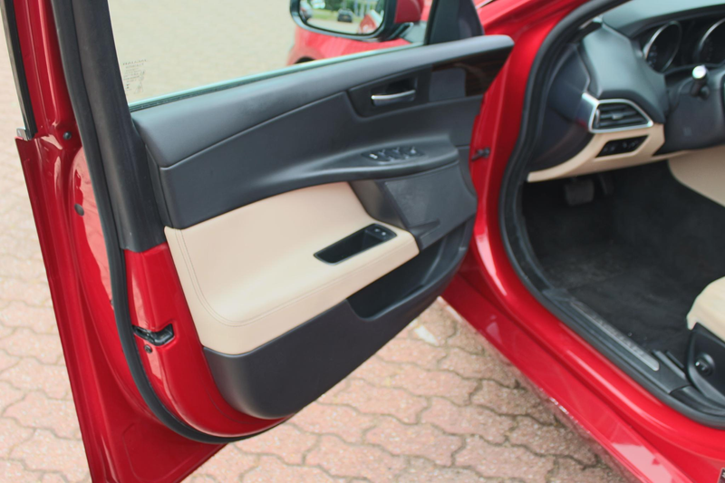 Jaguar XE 2.0 Prestige AWD LET OP 4x4 250PK, 1e eig. door „D — photo 16