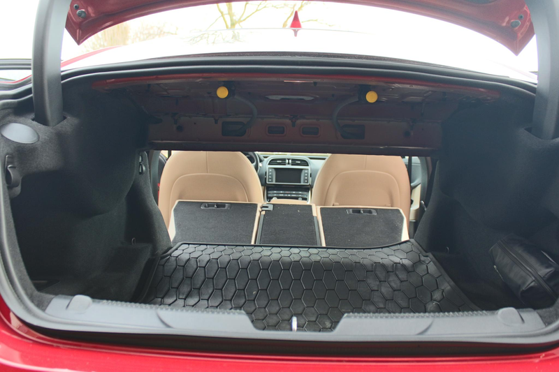 Jaguar XE 2.0 Prestige AWD LET OP 4x4 250PK, 1e eig. door „D — photo 49