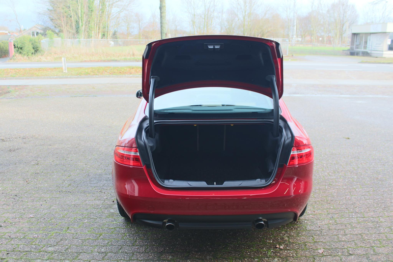 Jaguar XE 2.0 Prestige AWD LET OP 4x4 250PK, 1e eig. door „D — photo 44