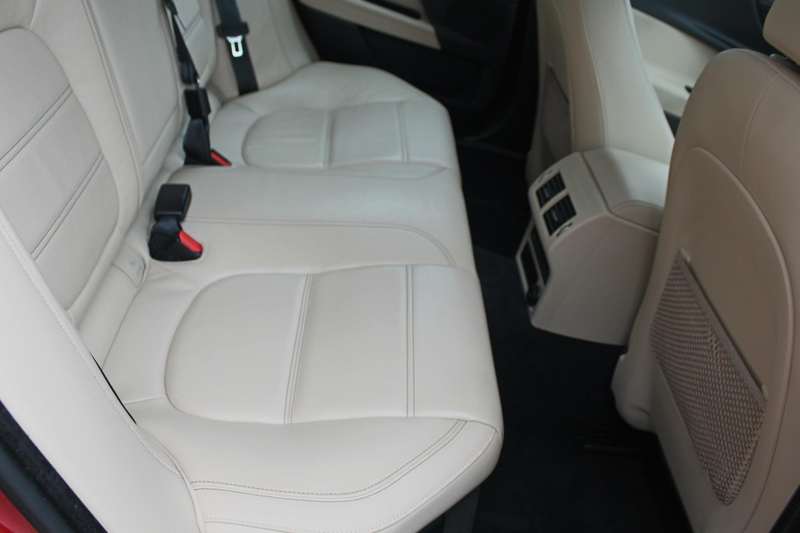 Jaguar XE 2.0 Prestige AWD LET OP 4x4 250PK, 1e eig. door „D — photo 38