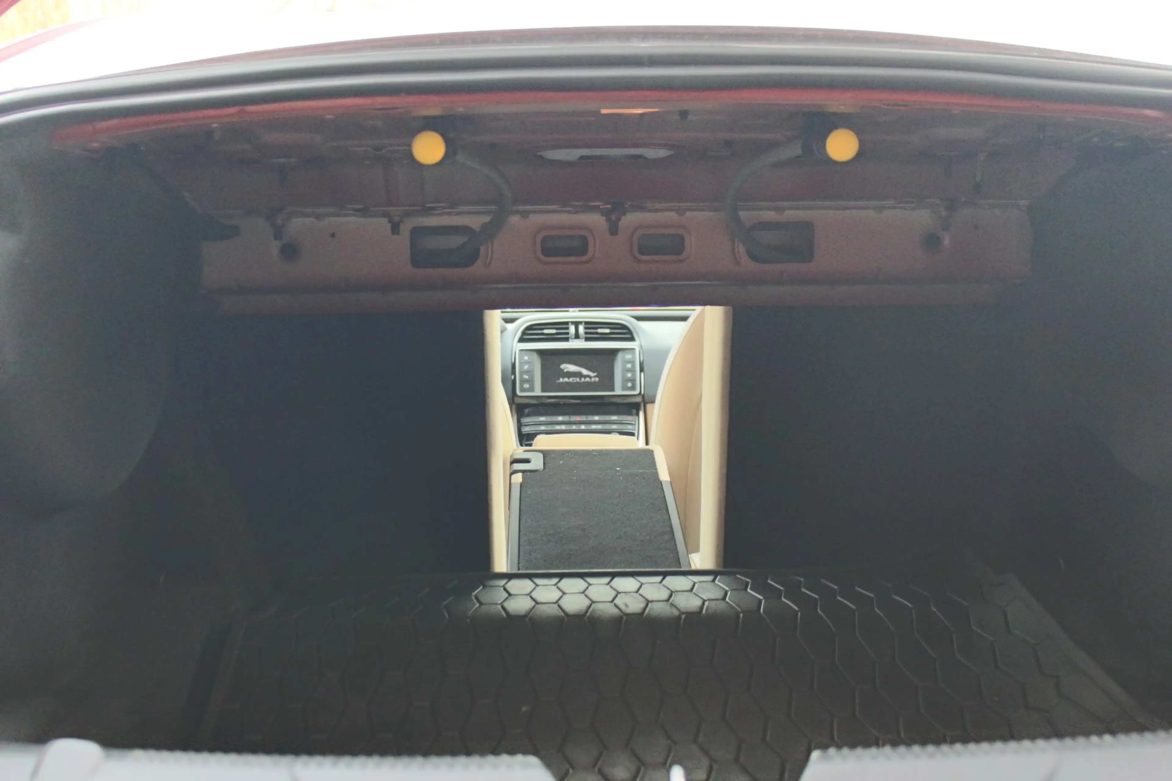 Jaguar XE 2.0 Prestige AWD LET OP 4x4 250PK, 1e eig. door „D — photo 47