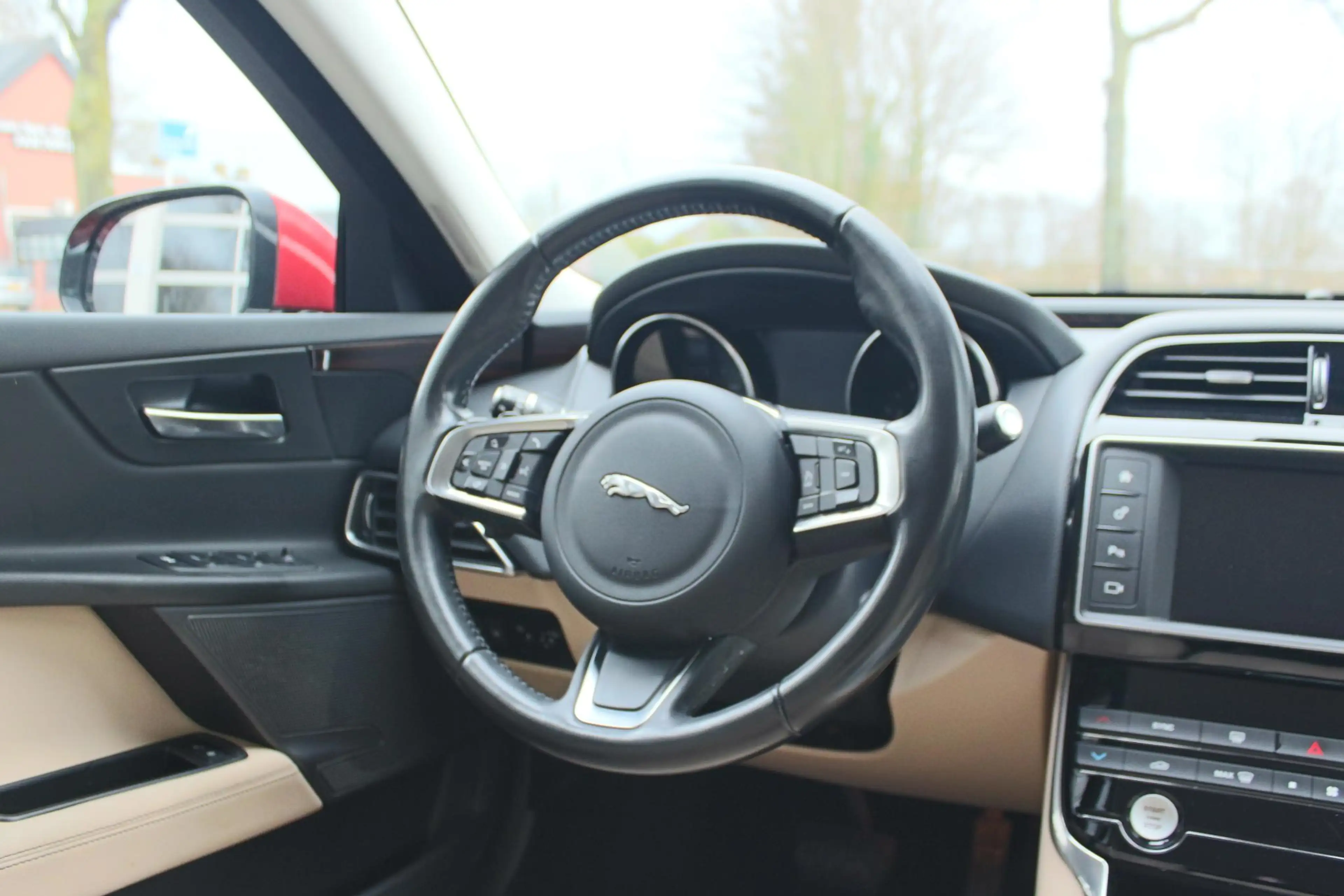 Jaguar XE 2.0 Prestige AWD LET OP 4x4 250PK, 1e eig. door „D — photo 42