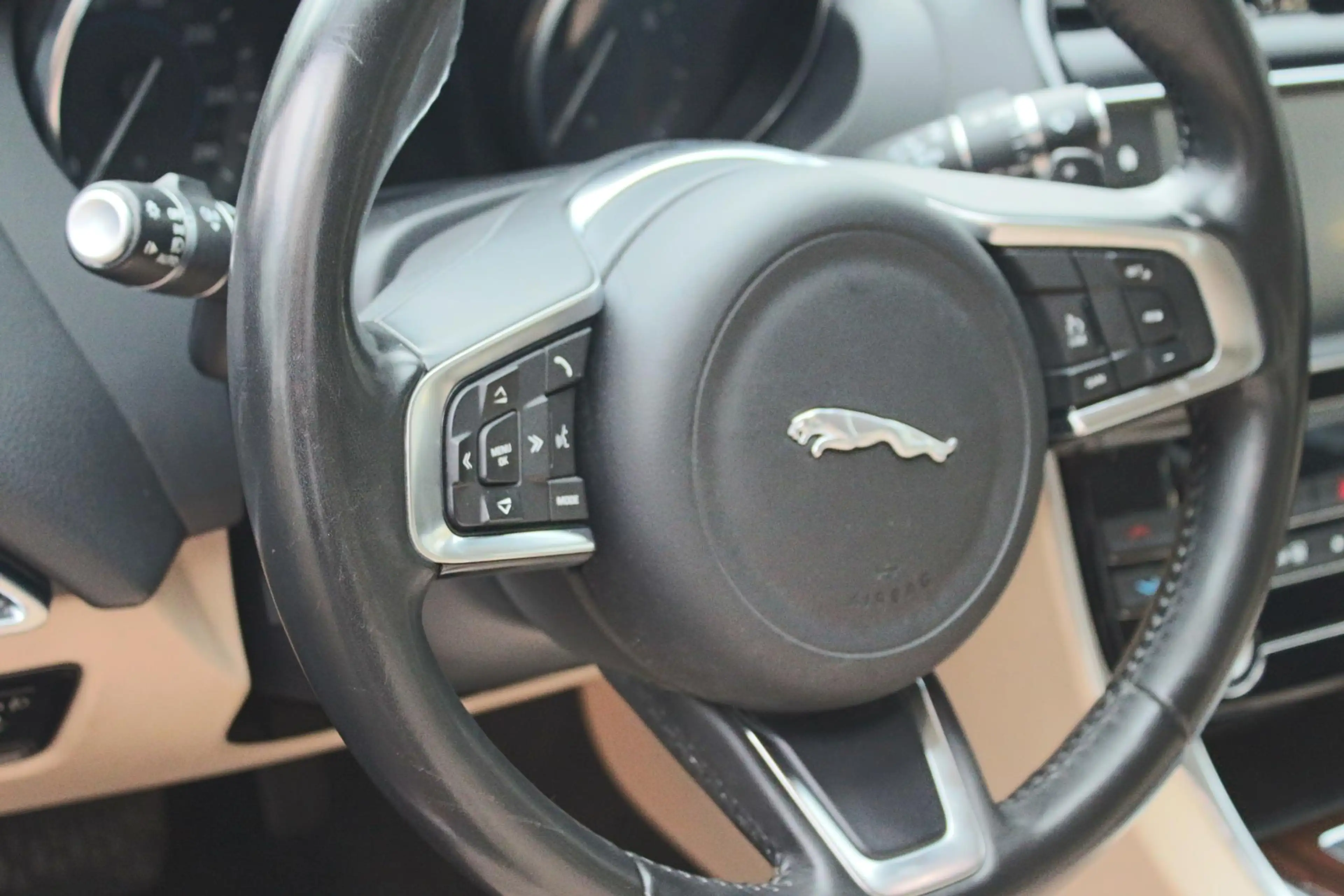 Jaguar XE 2.0 Prestige AWD LET OP 4x4 250PK, 1e eig. door „D — photo 18