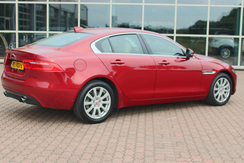 Jaguar XE 2.0 Prestige AWD LET OP 4x4 250PK, 1e eig. door „D — photo 7