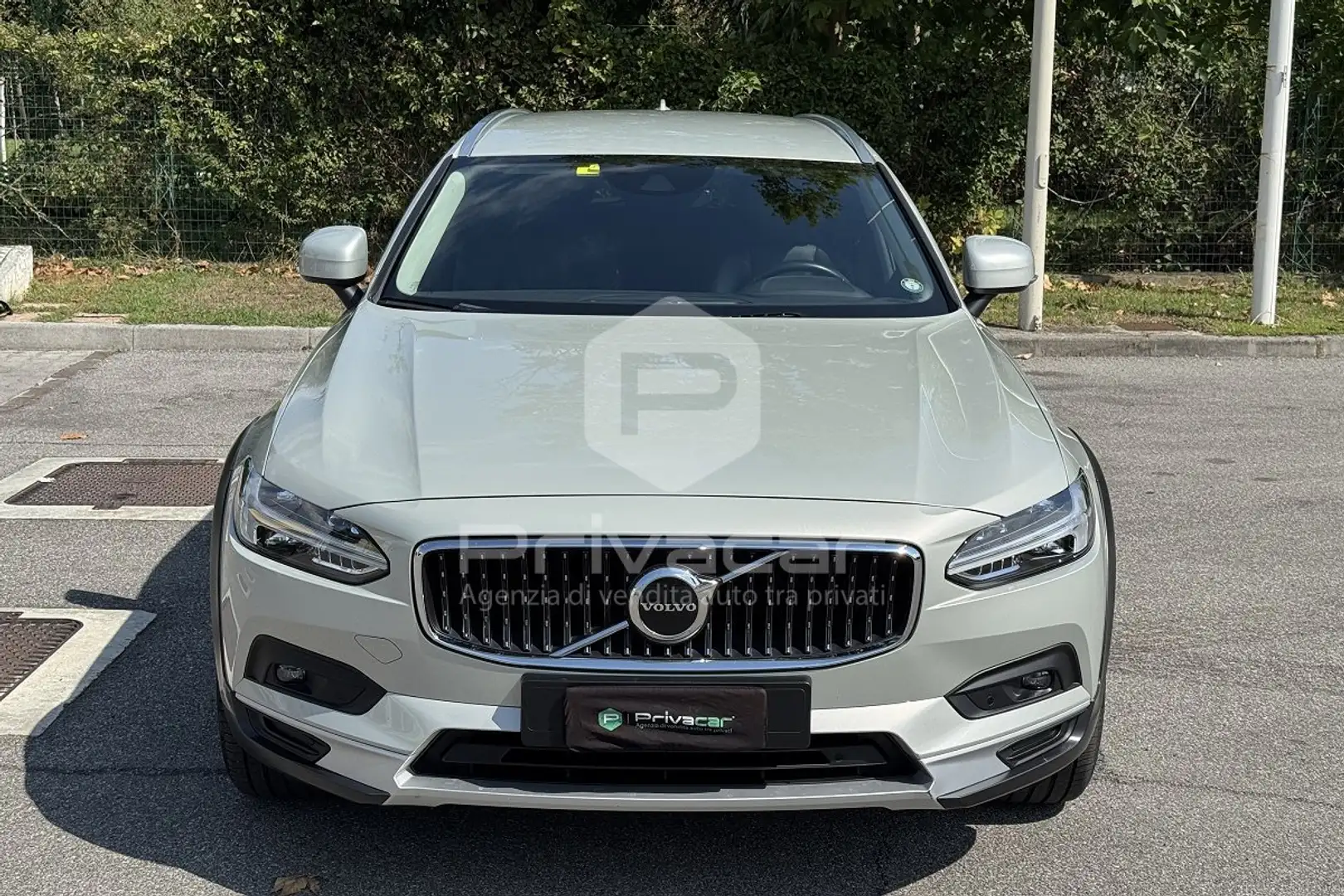 Volvo V90 V90 Cross Country B5 AWD Geartronic Business Pro Blanc - 2