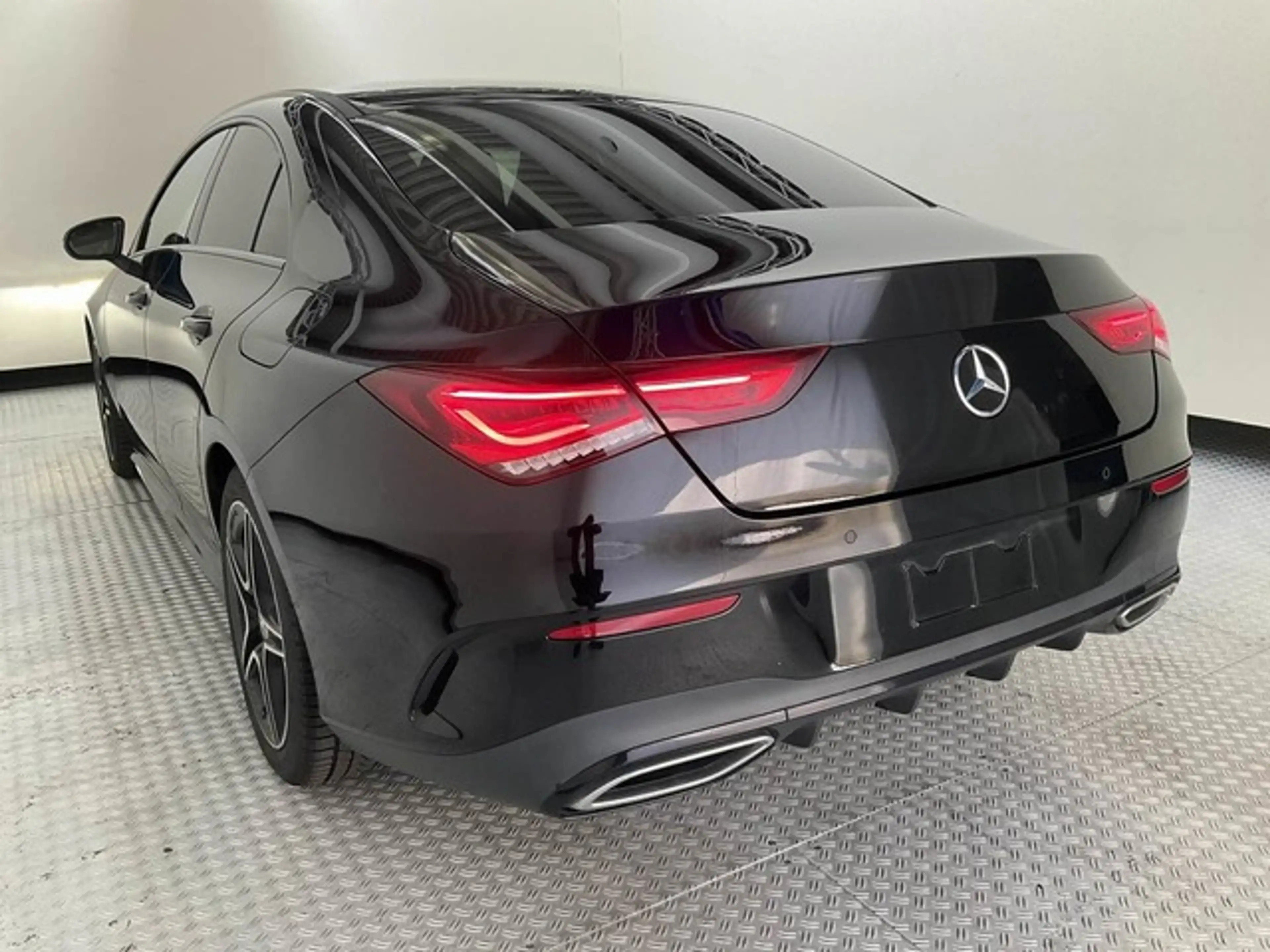 Mercedes-Benz CLA 200 D AMG LINE NIGHT / DISTRO+ / LED — photo 3
