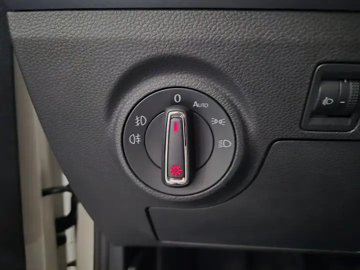 SEAT Arona 2020, foto 12