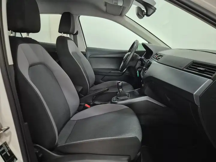 SEAT Arona 2020, foto 16