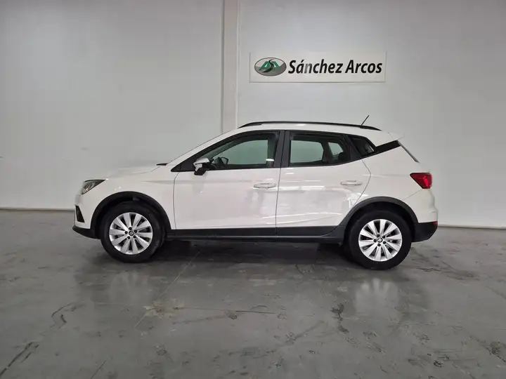 SEAT Arona 2020, foto 4