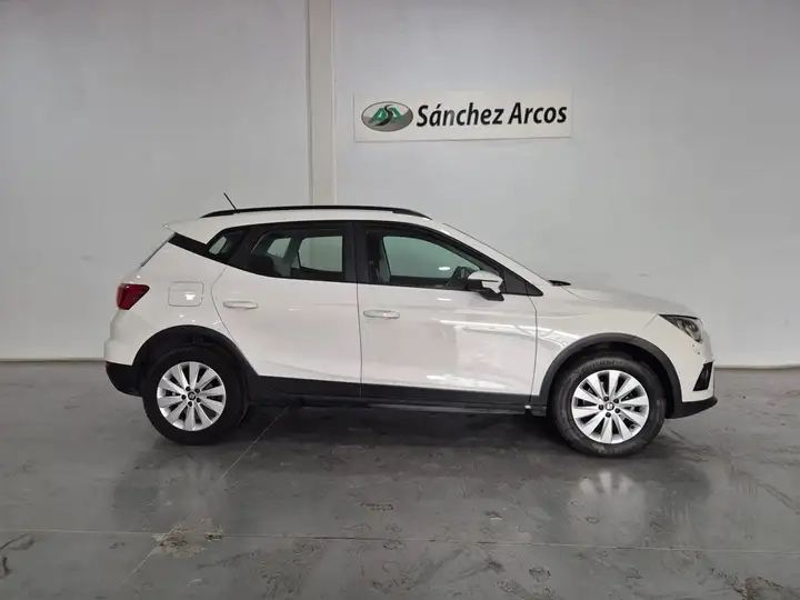 SEAT Arona 2020, foto 3