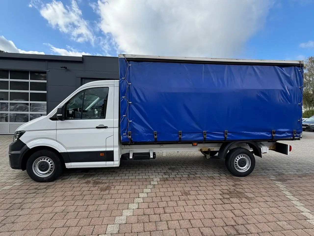 2022 Volkswagen Crafter Pritsche 35 lang Schiebeplane RE+LI, photograph 12