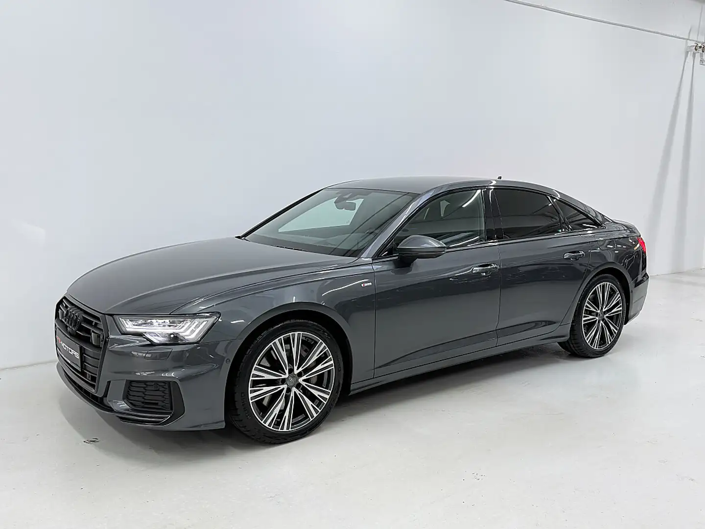 Audi A6 50 TFSIe S-Line HD Matrix 20" ACC 360° Massage B&O Grau - 2
