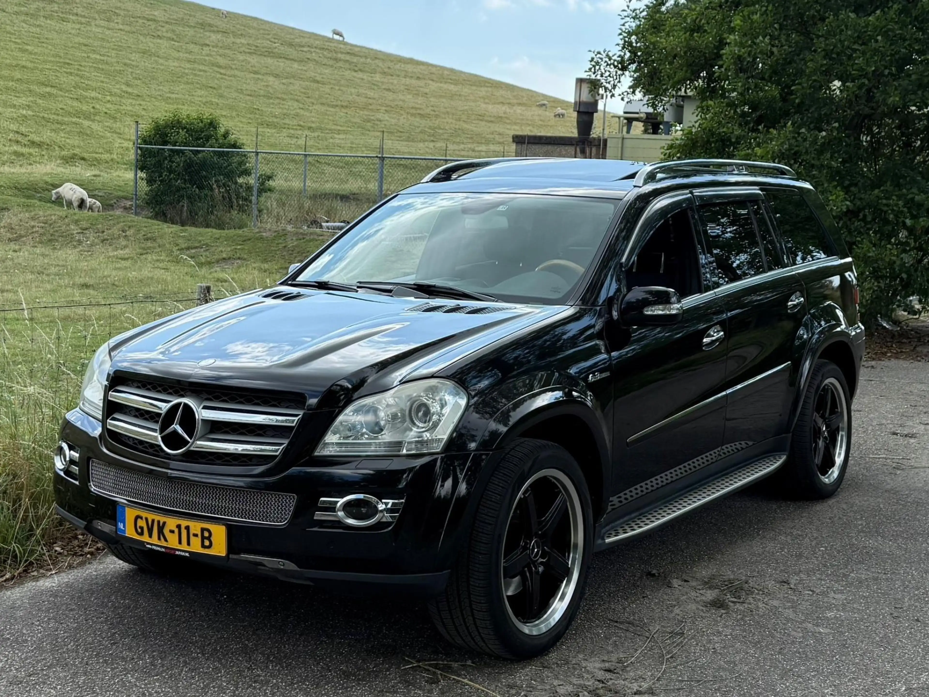 Mercedes-Benz GL 500 5.5 V8 387pk / AMG / Youngtimer / ILS / multifunct — photo 5