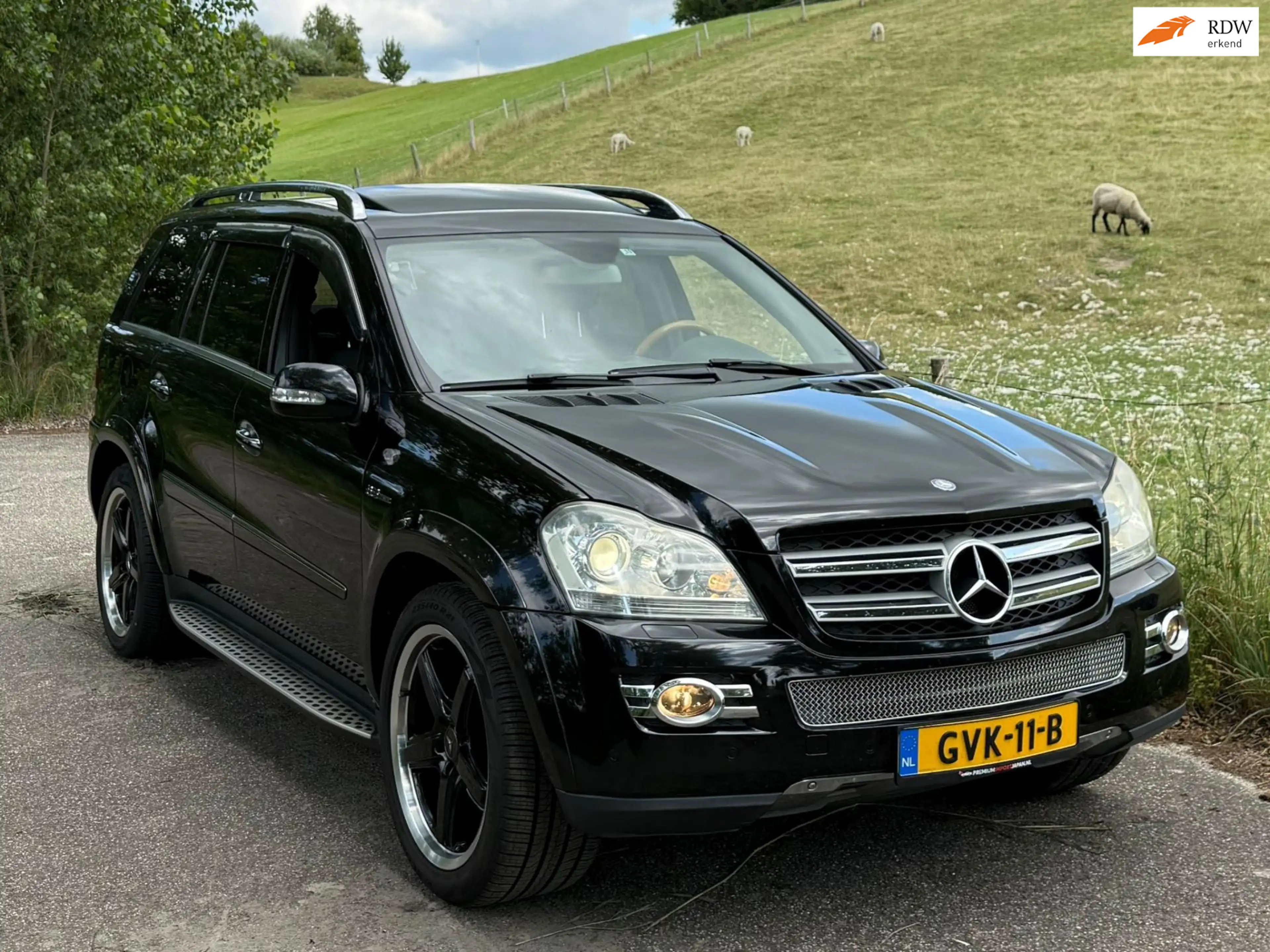 Mercedes-Benz GL 500 5.5 V8 387pk / AMG / Youngtimer / ILS / multifunct