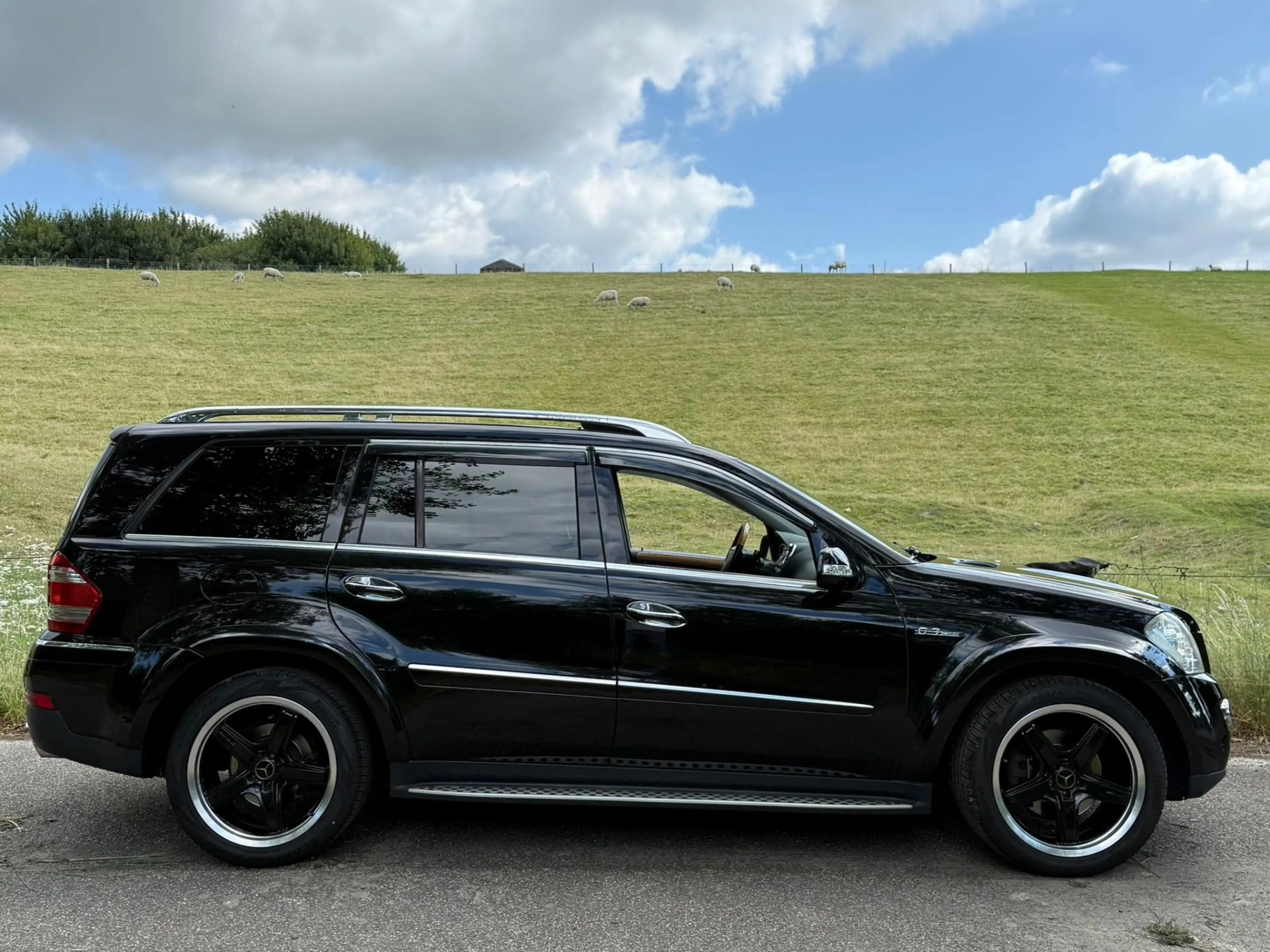 Mercedes-Benz GL 500 5.5 V8 387pk / AMG / Youngtimer / ILS / multifunct — photo 2