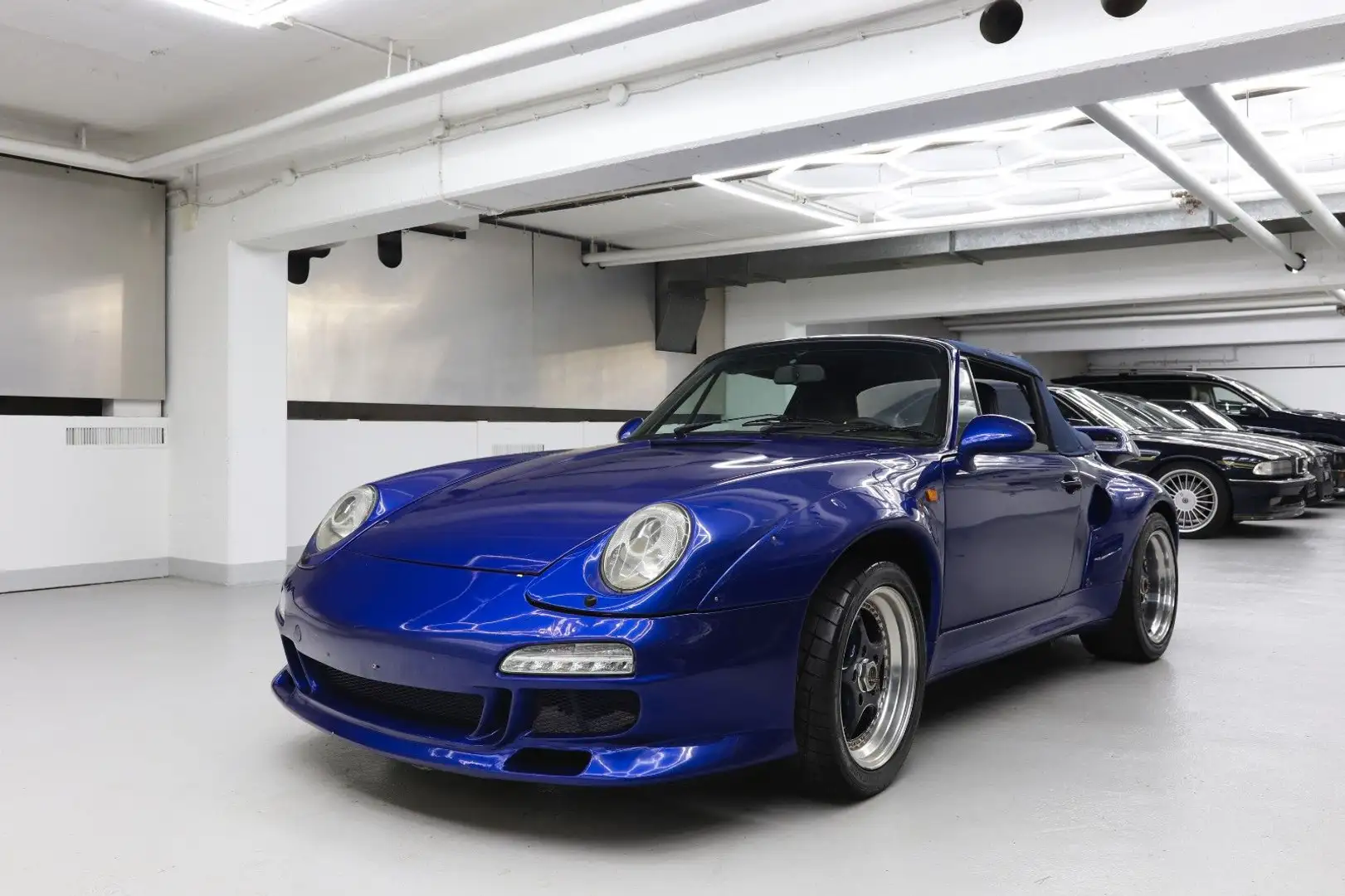 Porsche 911 Carrera Cabrio Motor überholt Blau - 2