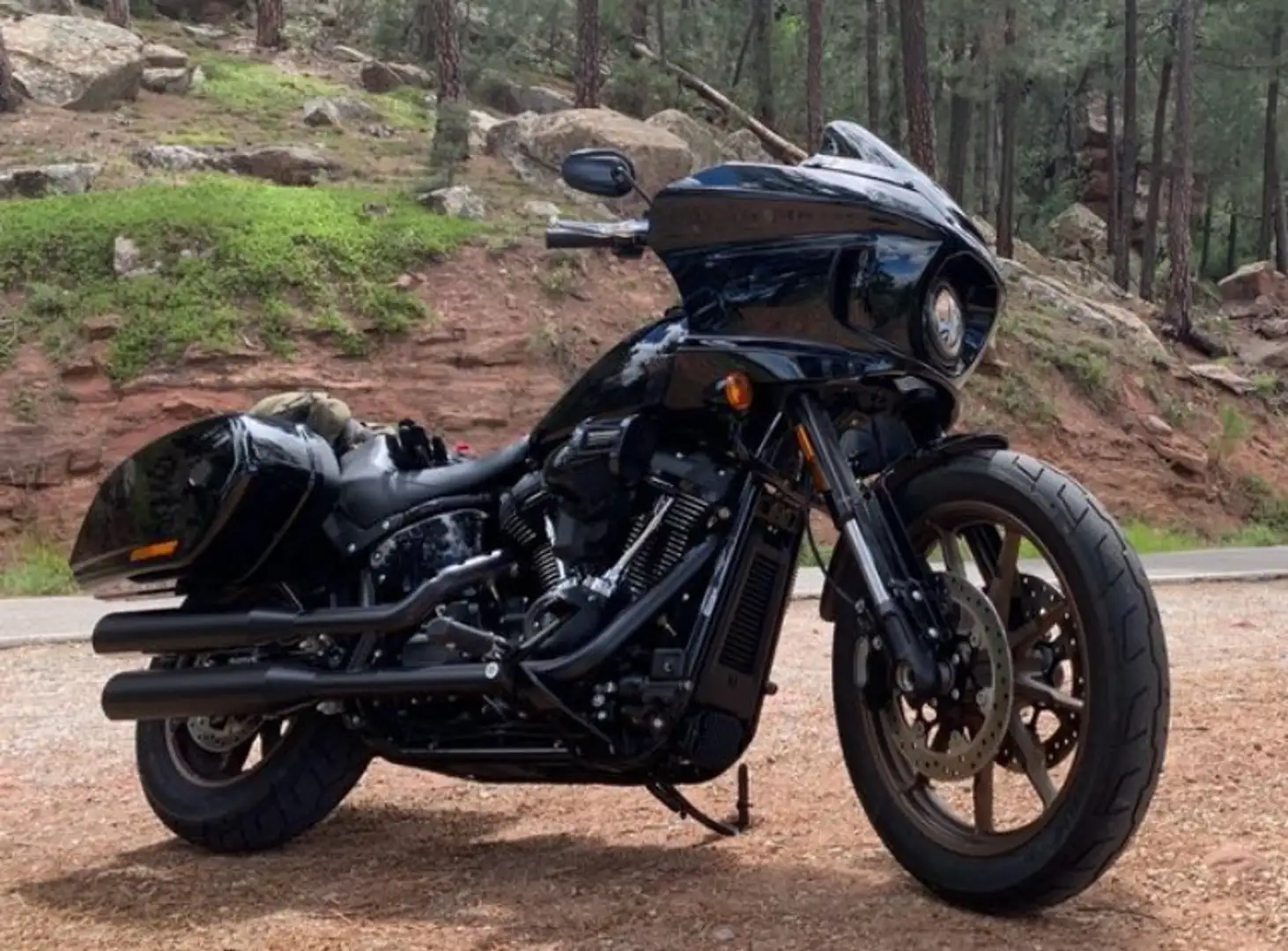 Harley-Davidson Lowrider ST - 1