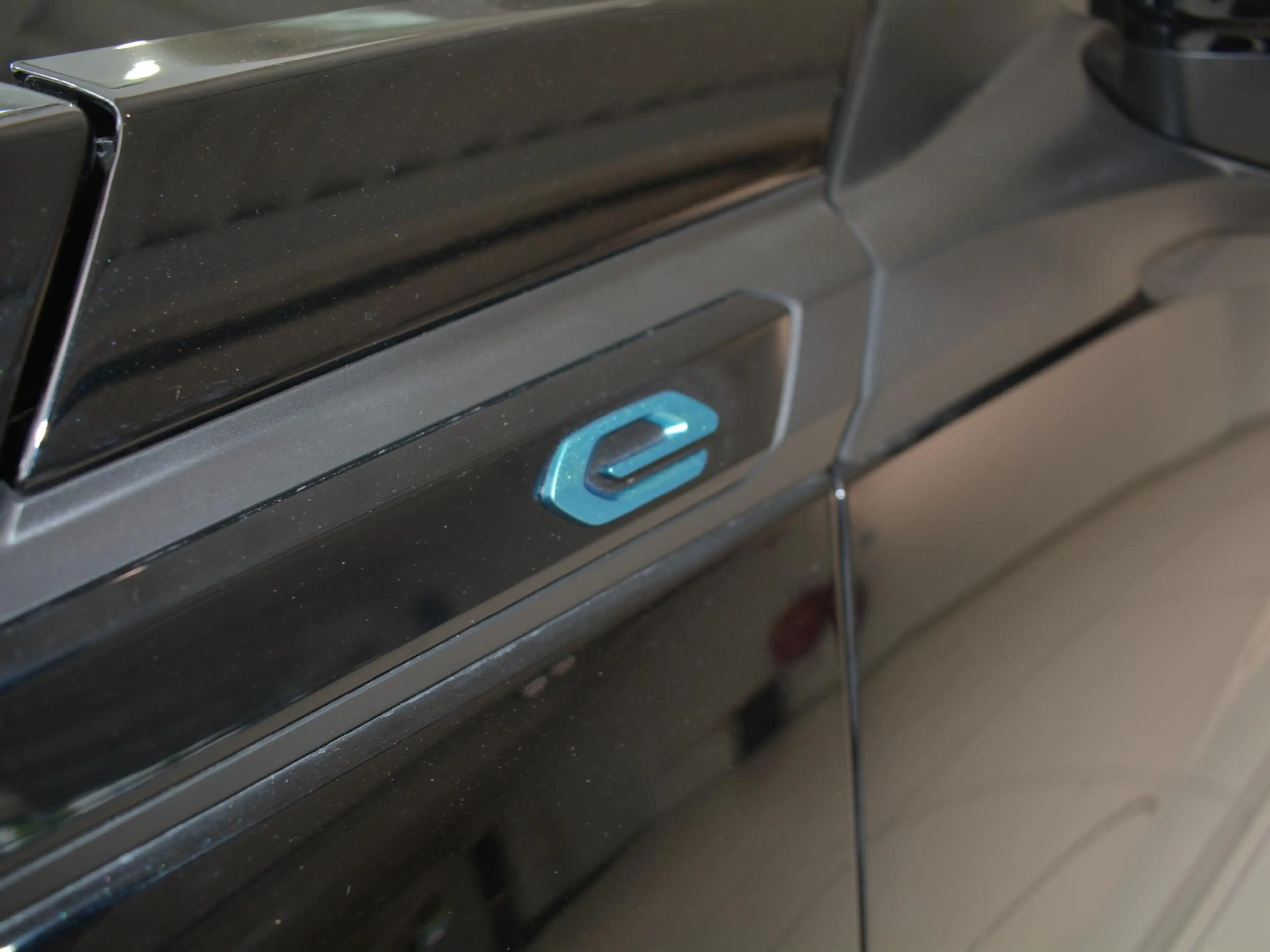 Peugeot e-2008 EV GT 50 kWh | Apple Carplay/Android Auto | Keyles — photo 10