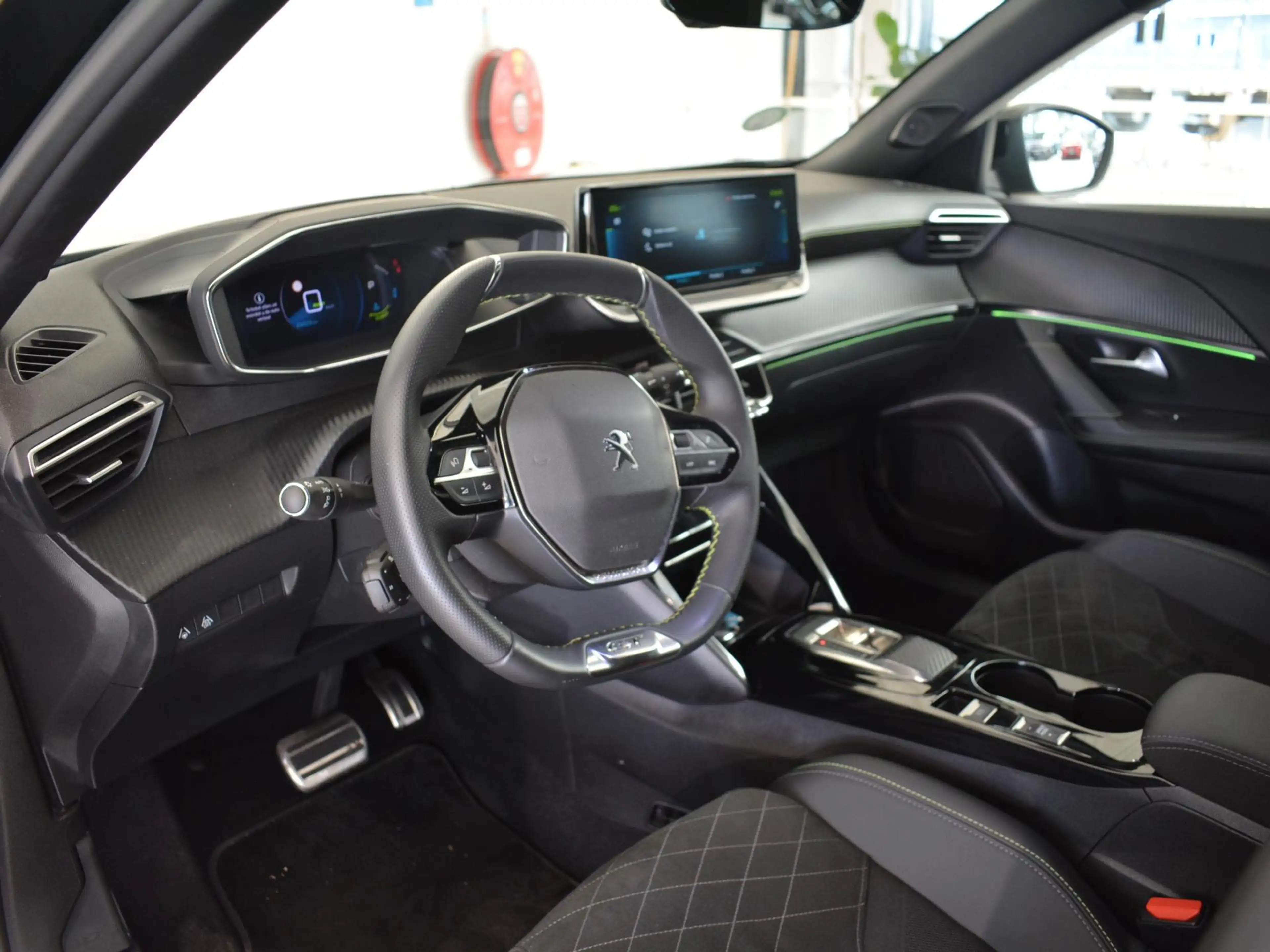 Peugeot e-2008 EV GT 50 kWh | Apple Carplay/Android Auto | Keyles — photo 5