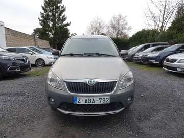 Roomster 1.6 CR TDi Elegance DPF