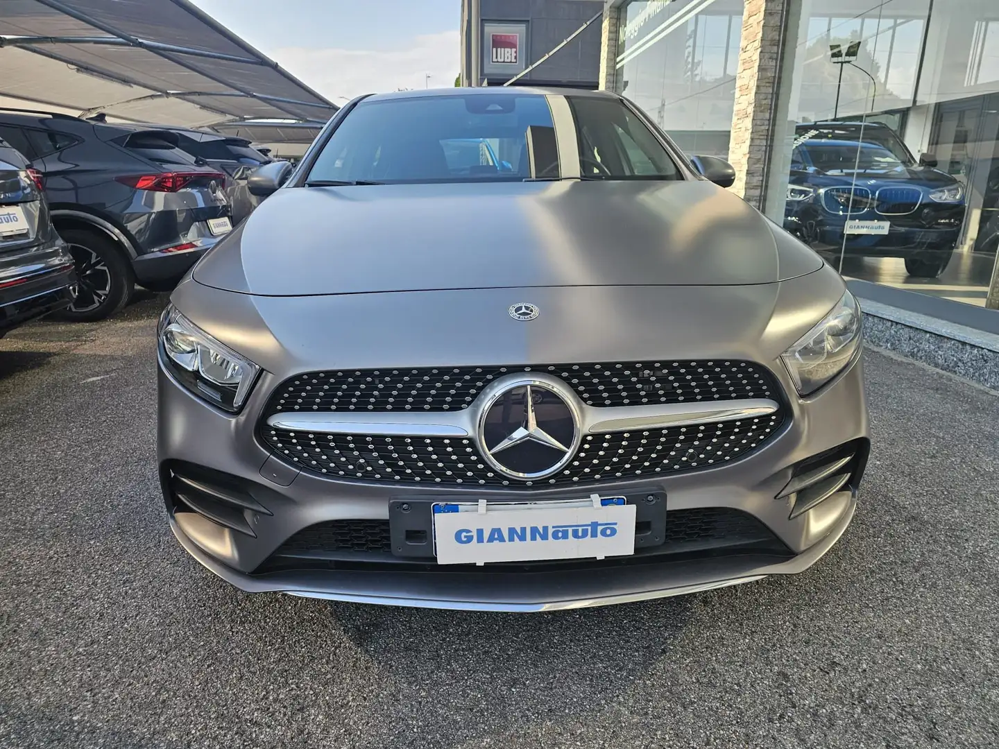 Mercedes-Benz A 250 e phev AMG Premium auto**GRIGIO MAGNO** Gris - 2