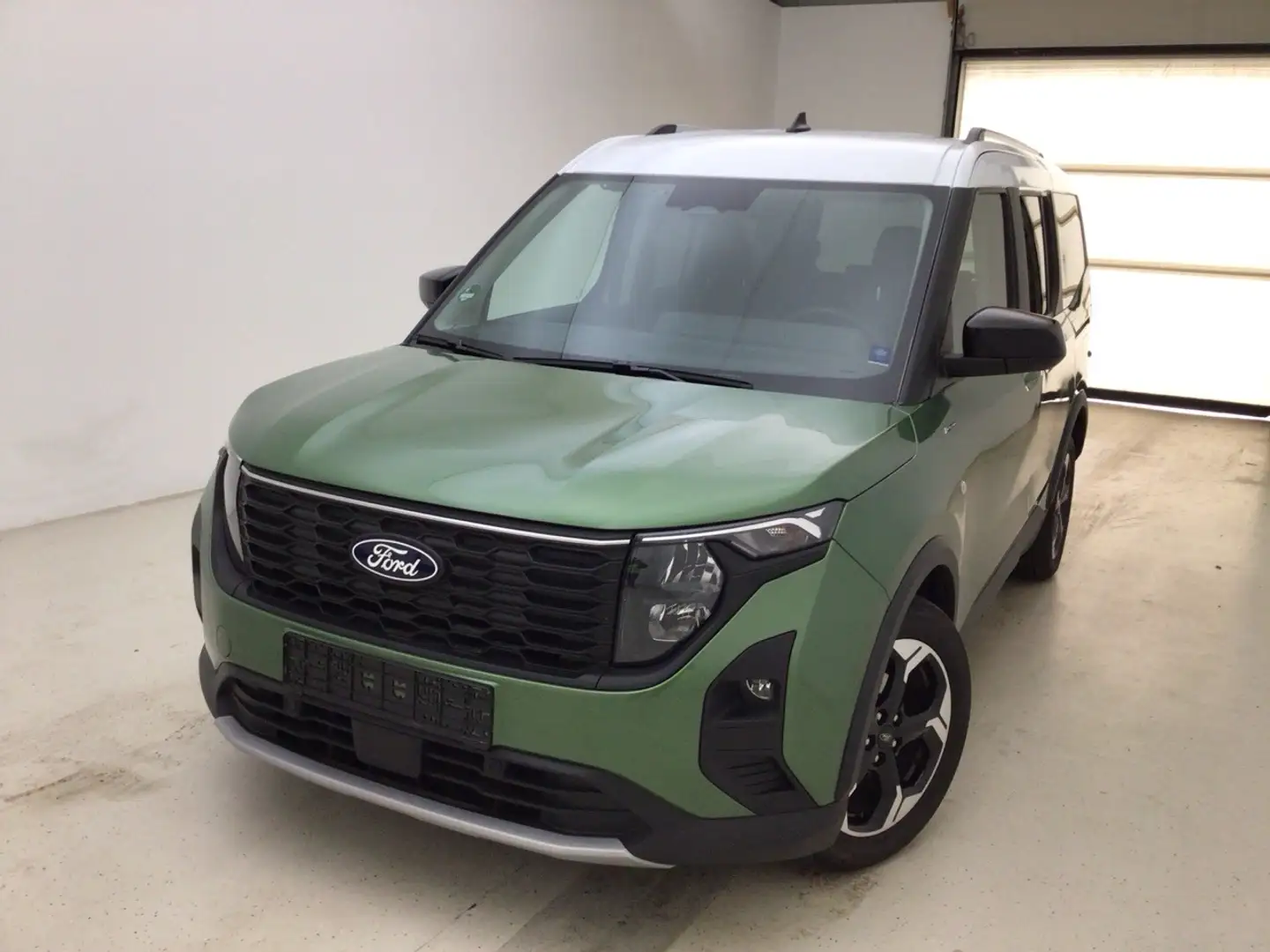 Ford Tourneo Courier 1.0 EcoBoost Active ACC AUT Kam. Grün - 2