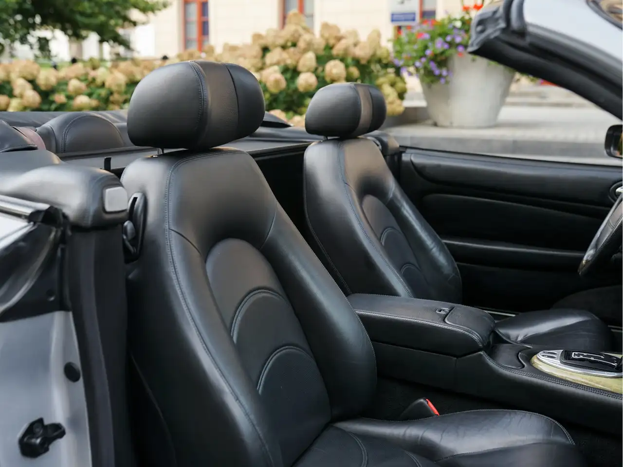Jaguar XKR 4.0 V8 Convertible Supercharger l complete histori, foto 12