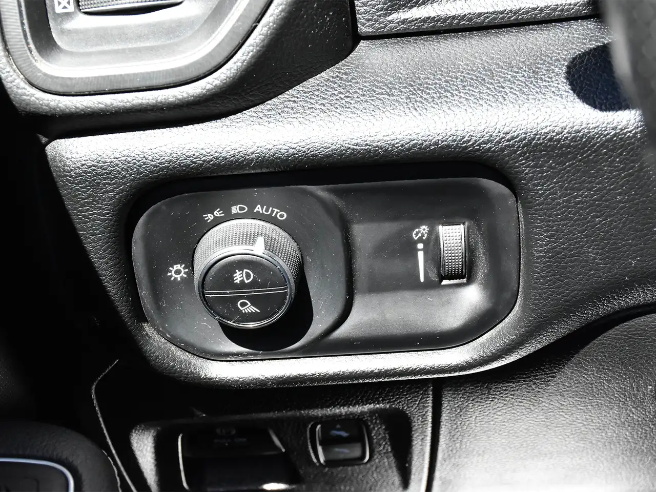 RAM 1500 fotografie RAM 1500