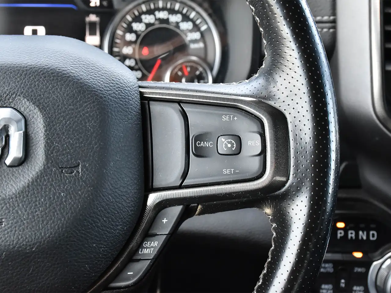 RAM 1500 fotografie RAM 1500