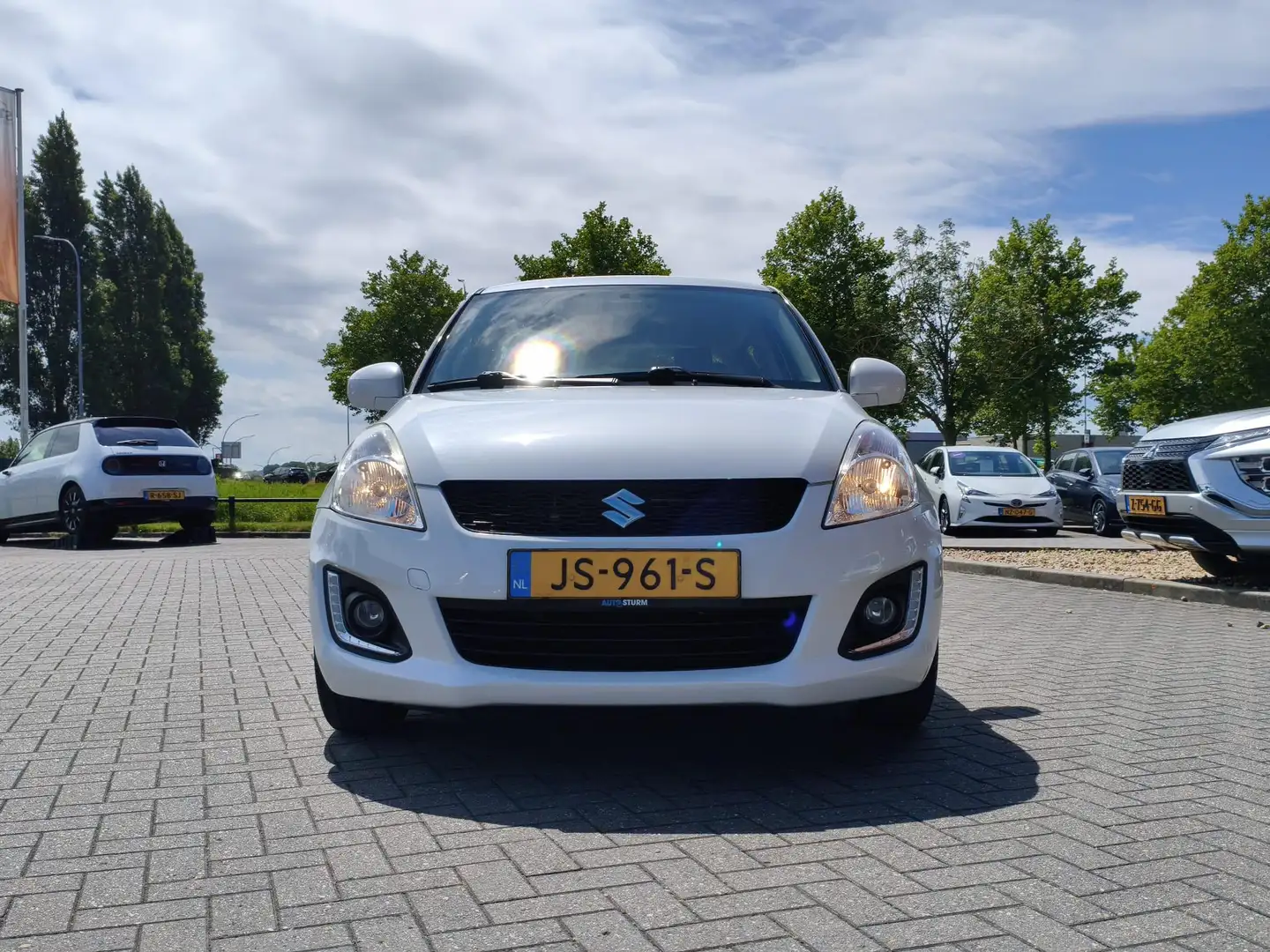 Suzuki Swift 1.2 Bandit EASSS Wit - 2