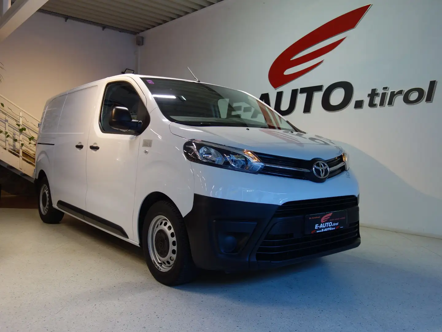 Toyota Pro Ace Kastenwagen Pro Work *MWST *LEASING *GAR Weiß - 1