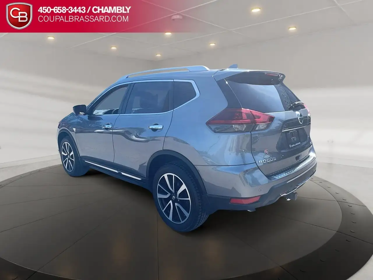 Nissan Rogue снимка Nissan Rogue