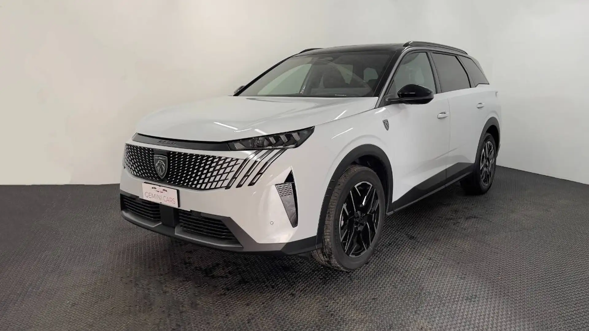 Peugeot 5008 1.2 hybrid GT 145cv e-dcs6 Wit - 1