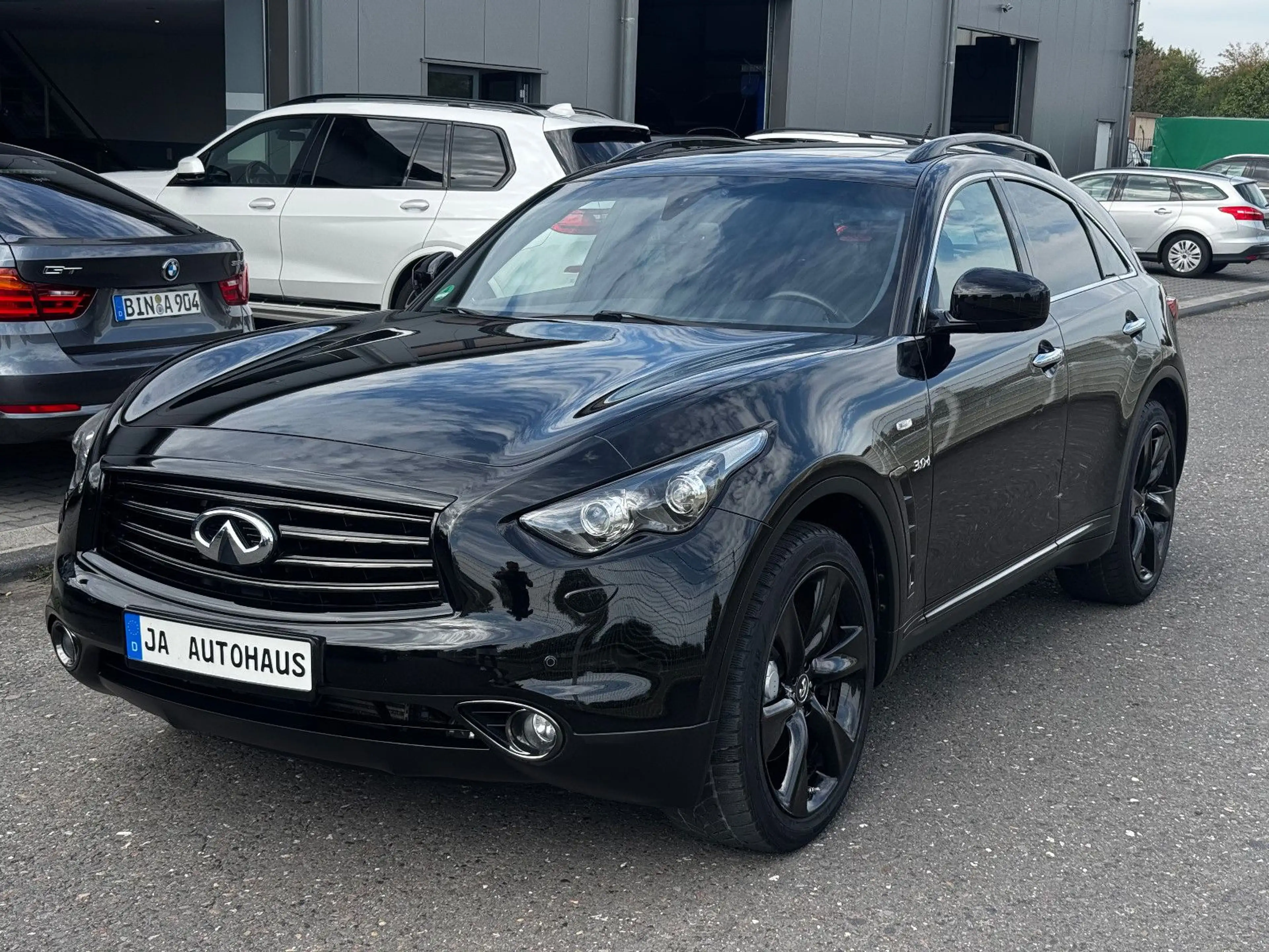 Infiniti QX70 S 3.0 d GT Premium Facelift Modell