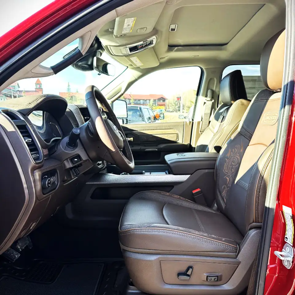 RAM 3500 снимка RAM 3500