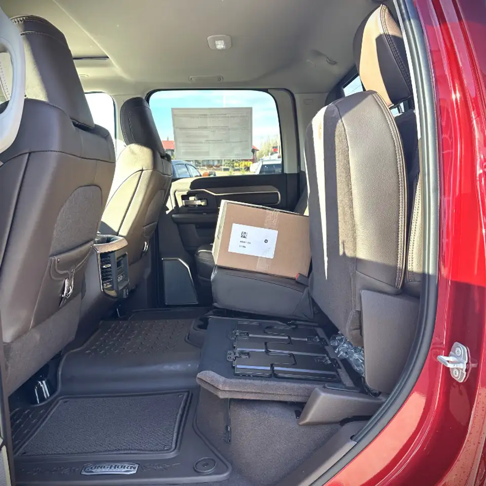 RAM 3500 снимка RAM 3500