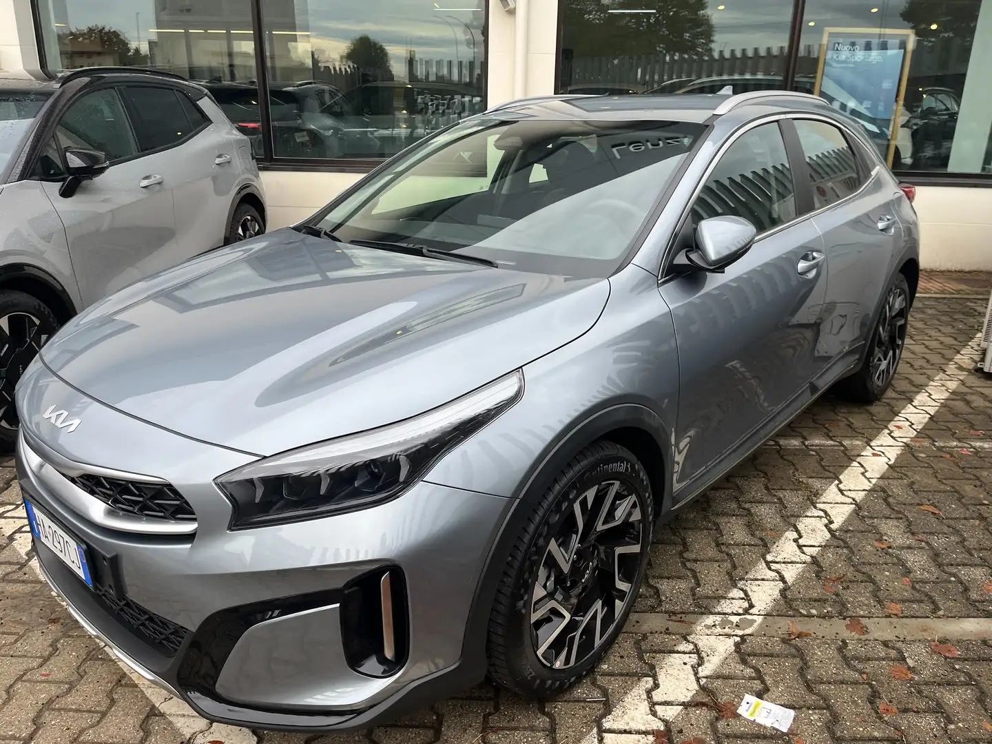 Kia XCeed XCeed 2022 1.0 t-gdi Gpl Business 94cv mt Argento - 1
