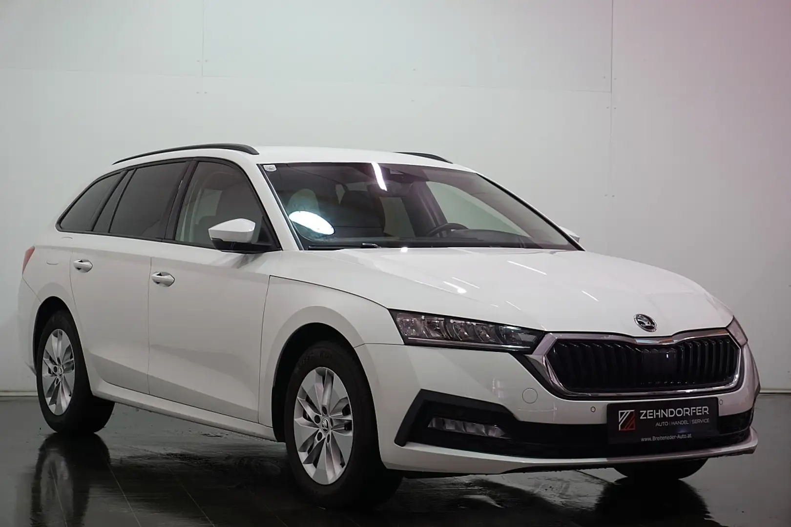 Skoda Octavia 1,0 TSI / NAVI / LED / KEYLESS / Sitzheizung Weiß - 2