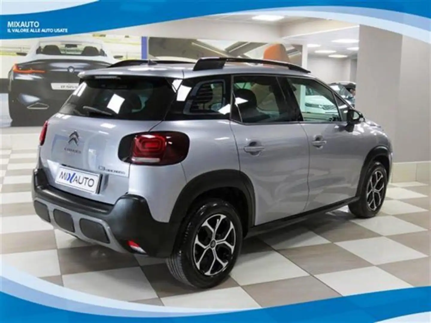 Citroen C3 Aircross 1.2 PureTech 110cv Shine EU6 Ezüst - 2