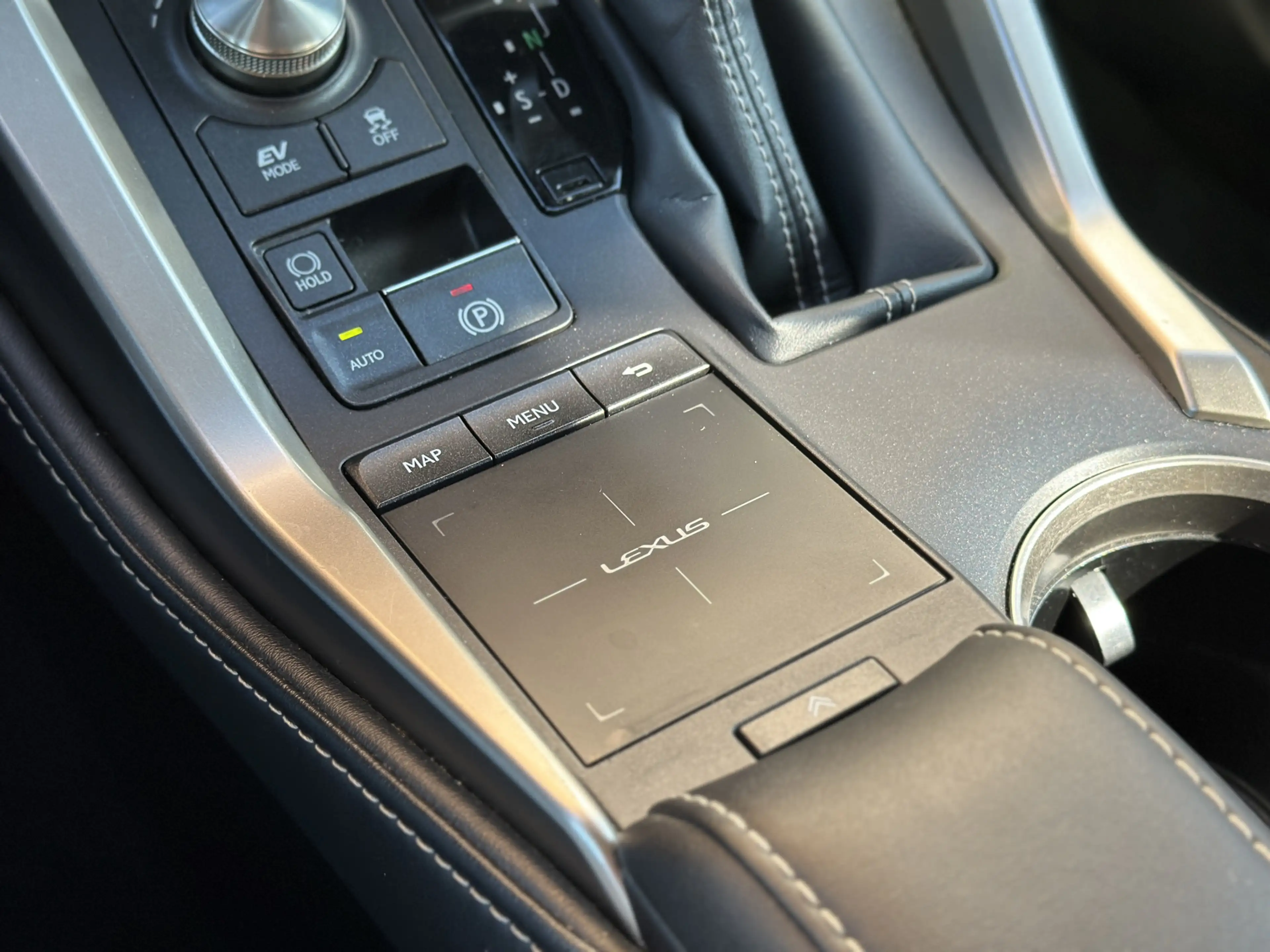 Lexus NX 300h AWD Luxury Line | Schuif/Kanteldak | Cruise Contro — photo 25