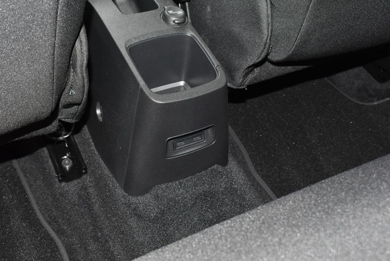 Citroen C3 Turbo 100 MAX — photo 14