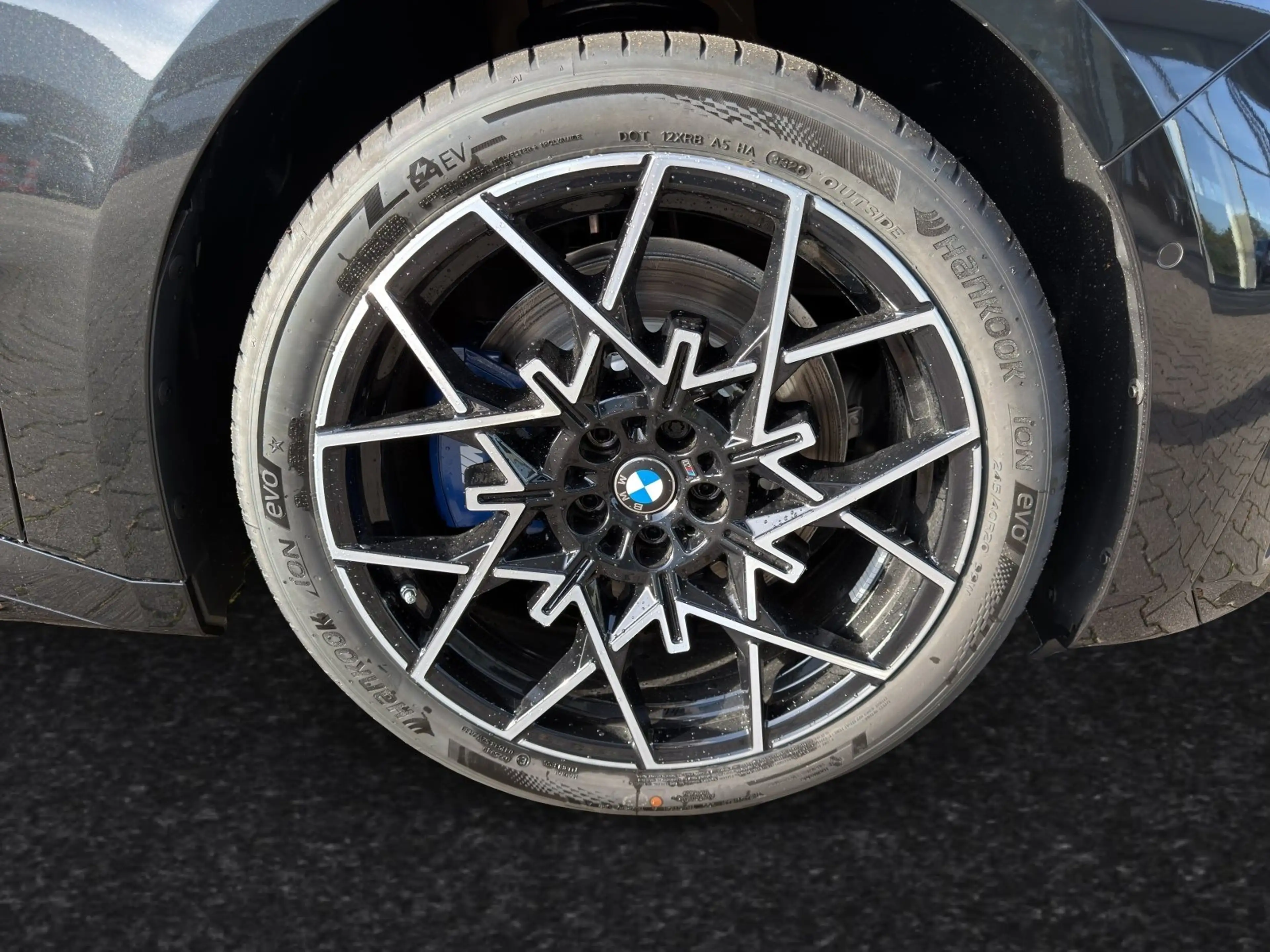 BMW i3 50 xDrive M Sport|Autobahn&CityAss.|AHK|Pano — photo 5