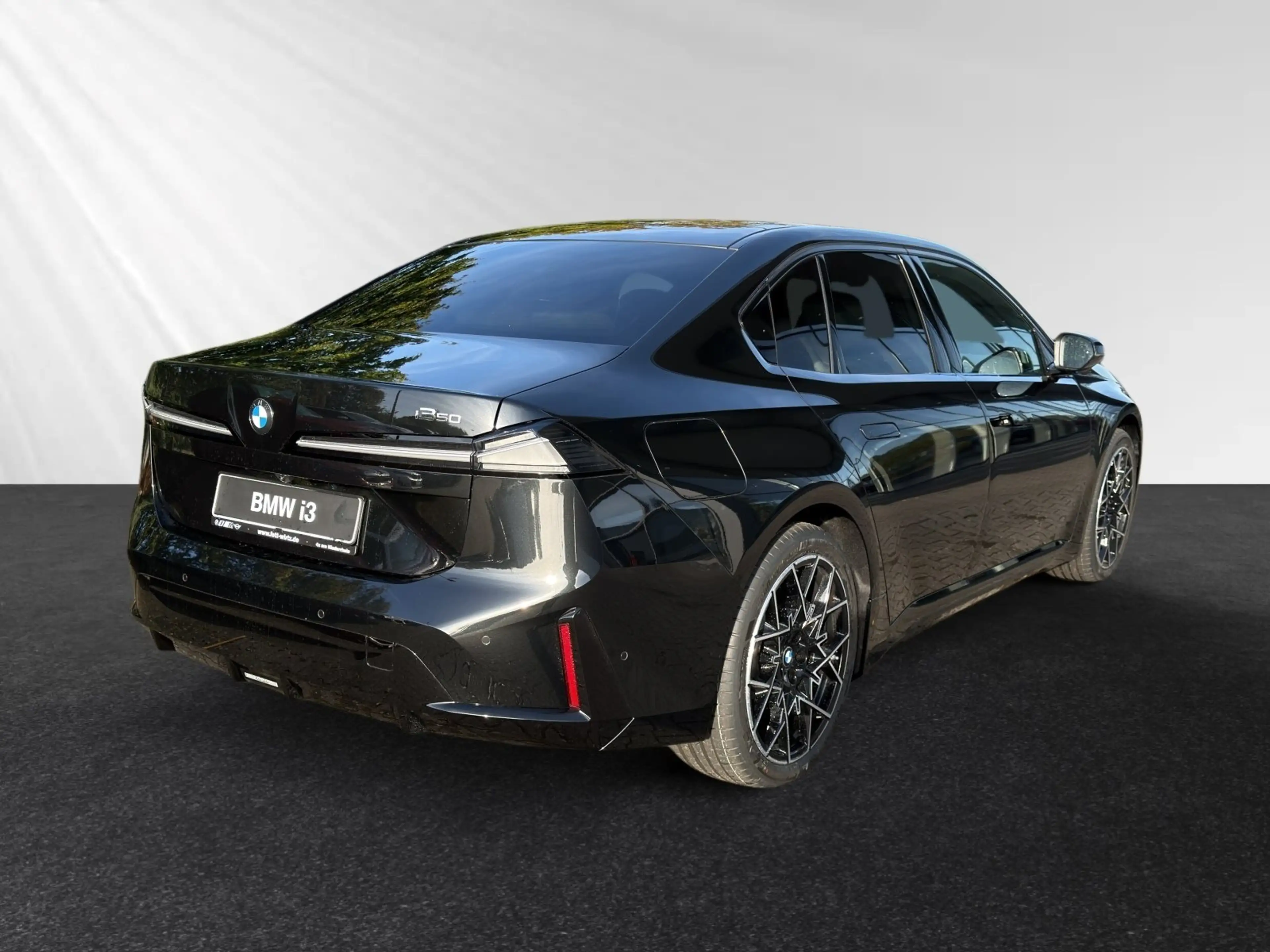 BMW i3 50 xDrive M Sport|Autobahn&CityAss.|AHK|Pano — photo 3