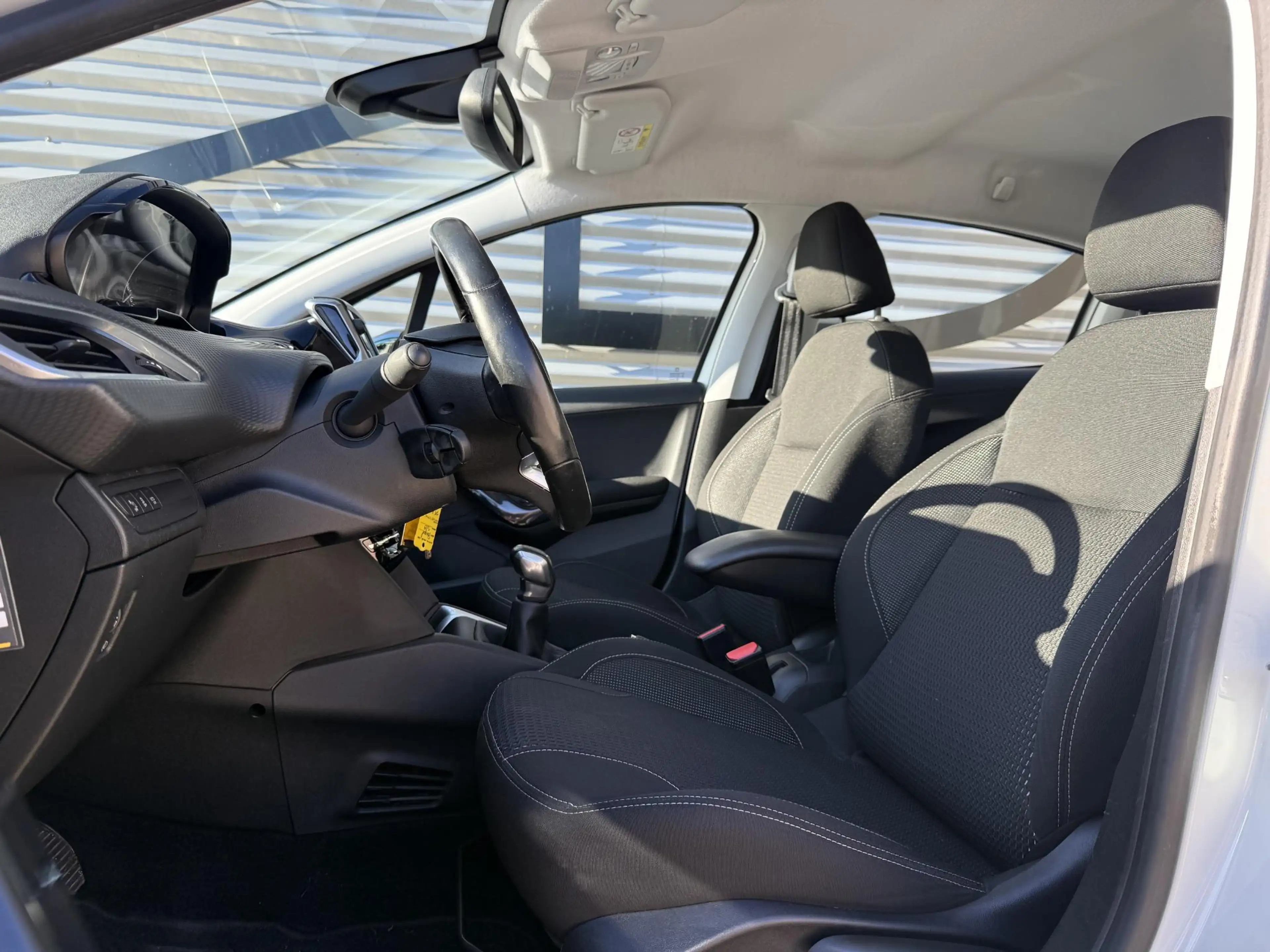 Peugeot 208 1.6 BlueHDi Blue Lease Executive 2e Eigenaar|Navi| — photo 4