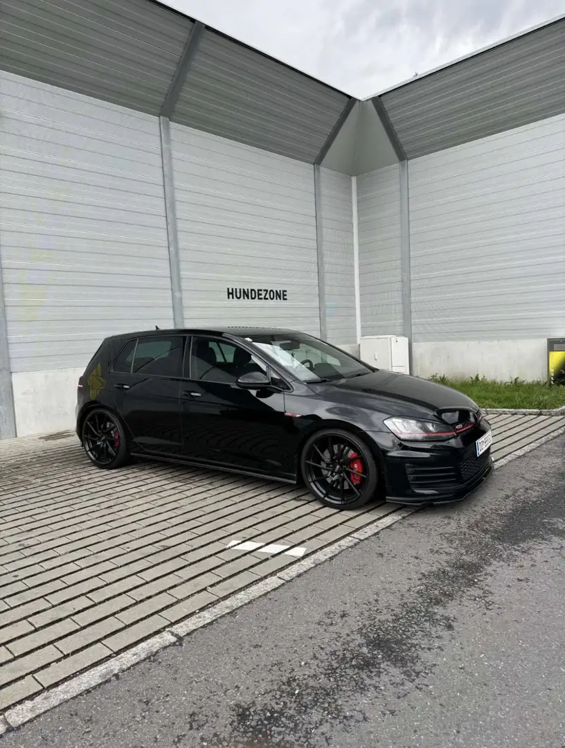 Volkswagen Golf GTI 2,0 TSI Performance Noir - 1