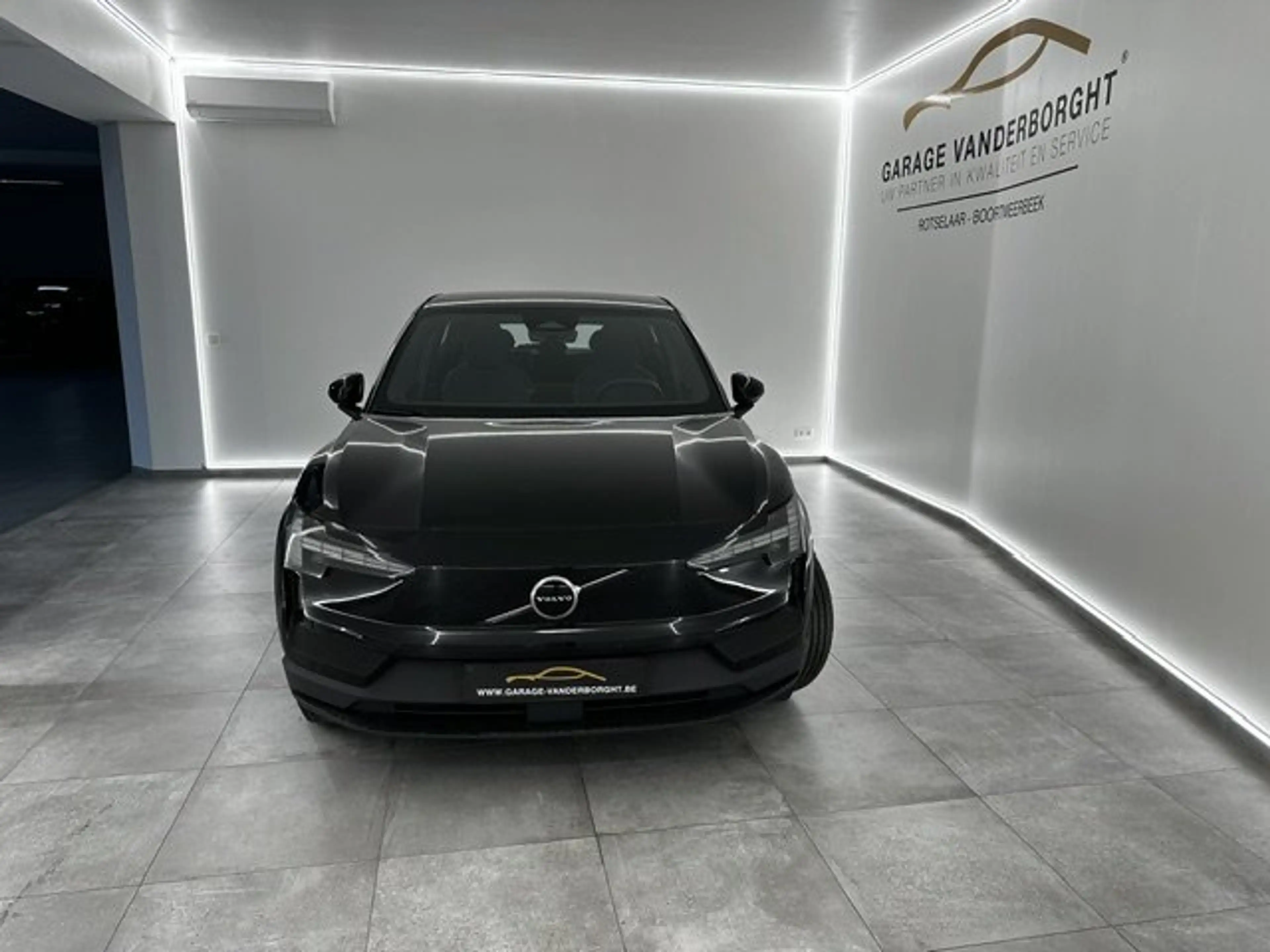 Volvo EX30 EXTENDED RANGE +TAL VAN OPTIES — photo 2