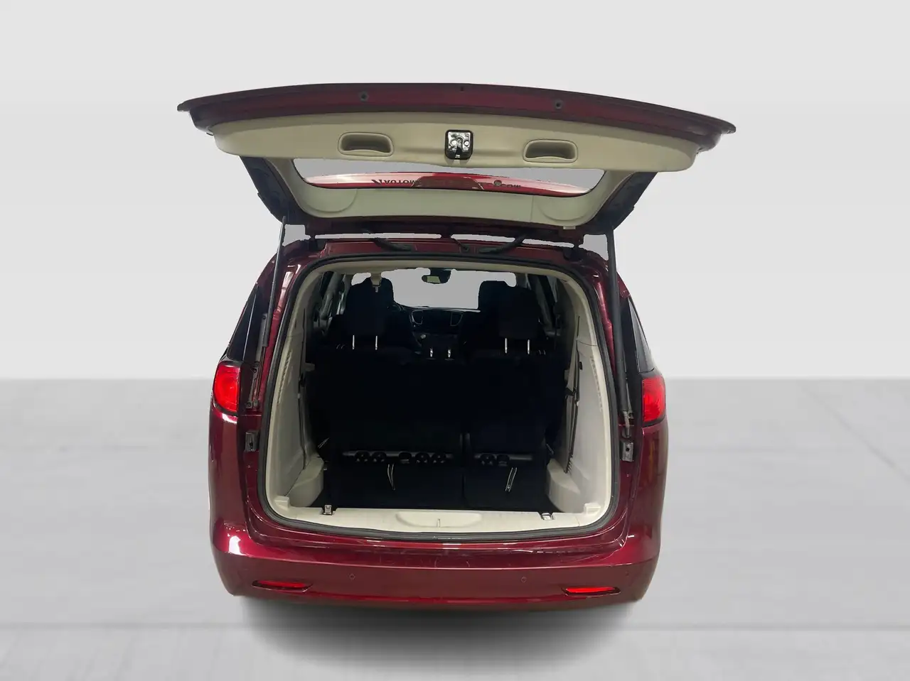 Chrysler Grand Caravan photo Chrysler Grand Caravan
